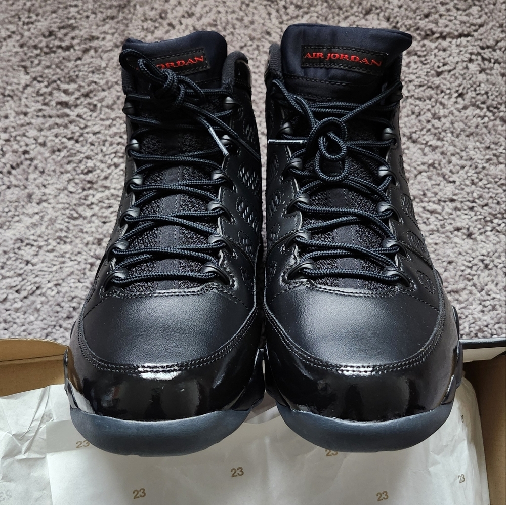 Air Jordan 9 Retro